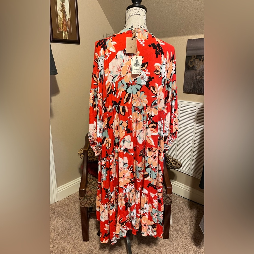 NWT EASEL RED FLORAL DESIGN MIDI TIERED oversized DRESS SMALL COMFY FLOWY NEW - Picture 6 of 11